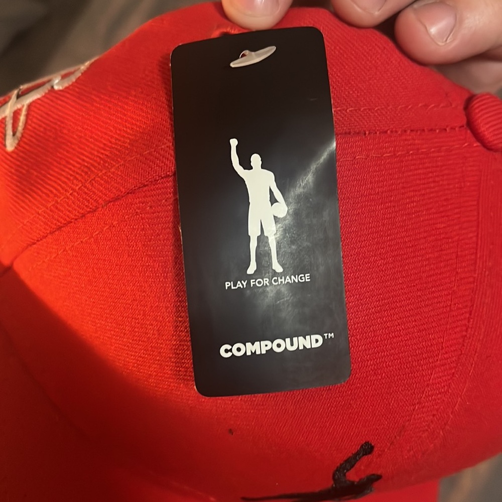 Hat - Picture 3 of 3